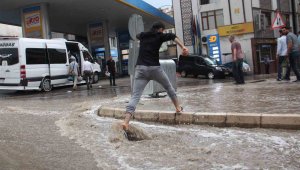 Meteorolojiden sağanak yağış uyarısı