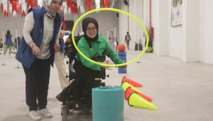 Elazığ'da engelli bireyler doyasıya eğlendi