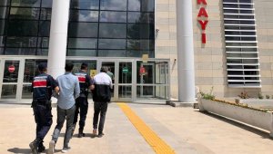Elazığ'da 18 yıl kesinleşmiş hapis cezası bulunan 2 zanlı yakalandı