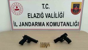 Elazığ'da ruhsatsız silah operasyonu