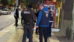 Elazığ polisinin şok uygulamaları sürüyor