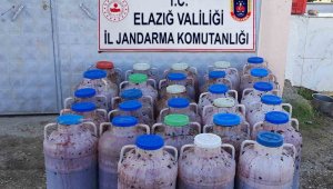 Elazığ'da 2 ton kaçak şarap ele geçirildi
