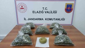 Elazığ'da uyuşturucu madde taşıyan 4 kişi tutuklandı