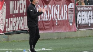 Bülent Yenihayat: "Zemin futbol oynamaya müsait değildi"