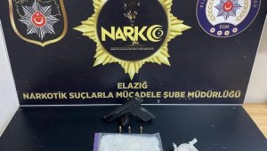 Dekorasyon malzemelerine uyuşturucu madde gizlemişler
