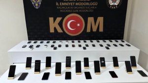 Elazığ'da 55 adet kaçak telefon ele geçirildi: 2 gözaltı
