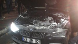 Elazığ'da araç yangını