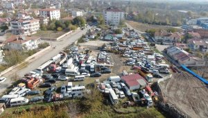 Elazığ'daki araç mezarlığında 500 milyonluk servet çürüyor