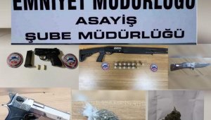 Polis suçlulara göz açtırmıyor: 12 aranan şahıs ve bir zanlı yakalandı