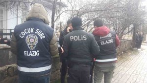 Elazığ'da polis ekipleri okul önlerinde kuş uçurtmuyor