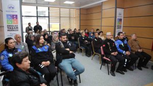 Elazığ Belediyesinden bağımlılık ve alkol bağımlılığı semineri