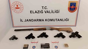 Elazığ'da ruhsatsız silah operasyonu