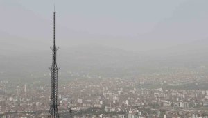 Elazığ'da toz bulutu etkili oldu