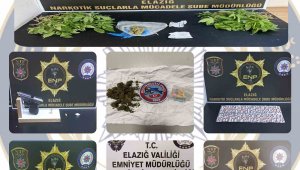 Elazığ'da sokak satıcılarına operasyon: 4 tutuklama