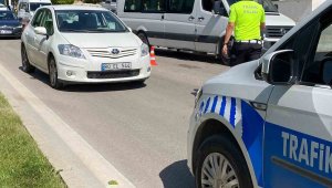 Elazığ'da otomobilin çarptığı yaya yaralandı