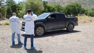 Elazığ'da bir araç içerisinde 2 kişi ölü bulundu