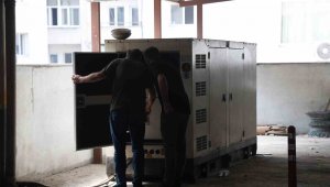 Elazığ'da sık sık yaşanan elektrik kesintisi esnafı bezdirdi
