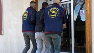 Elazığ'da 33 yıl kesinleşmiş hapis cezası bulunan şahıs yakalandı