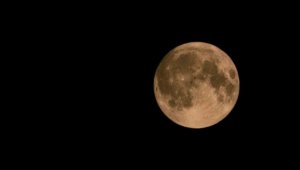 Elazığ'da Süper Ay Kanlı Ay Tutulması