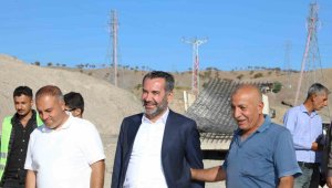 Başkan Şerifoğulları, Karşıyaka-Beyyurdu yolunda incelemelerde bulundu