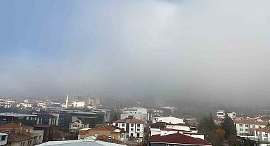 Elazığ'da sis etkili oldu