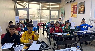 Elazığ'da gençlik merkezlerinde eğitimler sürüyor