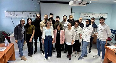 Elazığ'da sağlık çalışanlarına erişkin ileri yaşam desteği eğitimi