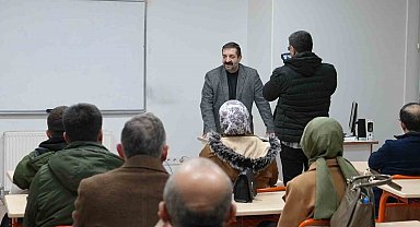 Elazığ Belediyesi 3. yazarlık atölyesi başladı