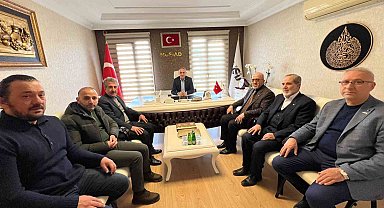 Elazığ Ticaret Borsası Başkanı Dumandağ, Karakaya ve Canpolat ile bir araya geldi