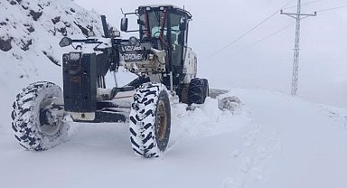 Elazığ'da 47 köy yolu daha ulaşıma açıldı