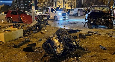 Elazığ'daki feci kazada yaralanan bir kişi hayatını kaybetti