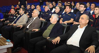 Elazığ itfaiyesi eğitimlerini sürdürüyor