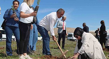 Elazığ'da 'Aile Yılı hatıra ormanı' oluşturuldu