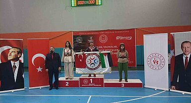 Elazığlı kemankeşlerden Erzurum'da büyük başarı