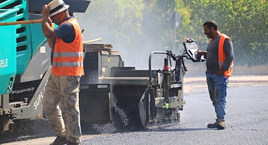 ASFALT MESAİSİ TÜM HIZIYLA SÜRÜYOR 