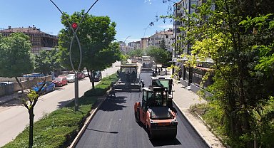 Elazığ'da asfalt yenileme çalışmaları devam ediyor