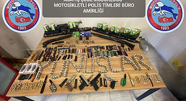 Elazığ'da polis ekipleri suçlulara göz açtırmıyor