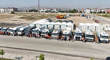 Belediye ekiplerinden detaylı temizlik