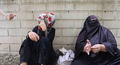 Dilencilerden pes dedirten savunma: Biri 'Namaz kılacağım', diğeri 'Yasak olduğunu bilmiyordum' dedi