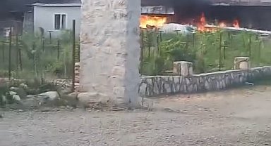 Elazığ'da ev yangını