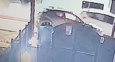 Elazığ'da pikap otomobille çarpıştı: 3 yaralı