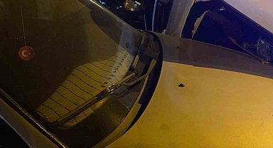Elazığ'da takla atan otomobil, park halindeki araçlara çarptı