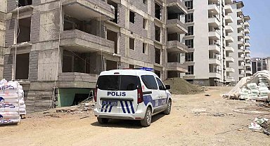 İnşaatın 4'üncü katından düşen işçi öldü