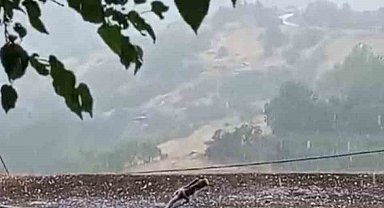 Karakoçan'da dolu yağışı