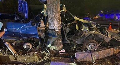 Ağaca çarpan Fiat Tofaş araç hurdaya döndü: 1 ağır yaralı