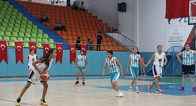 ANALİG basketbol yarı final heyecanı Elazığ'da başladı