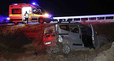 Elazığ'da feci kaza: 4'ü ağır 9 yaralı