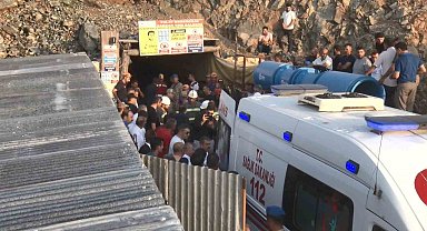 Elazığ'da göçük altında kalan işçinin cenazesi hastane morguna kaldırıldı