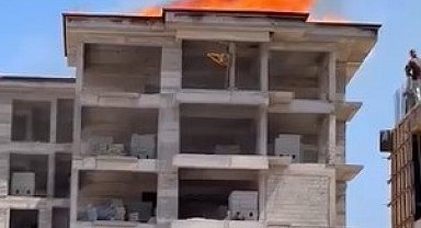 Elazığ'da inşaatta yangın