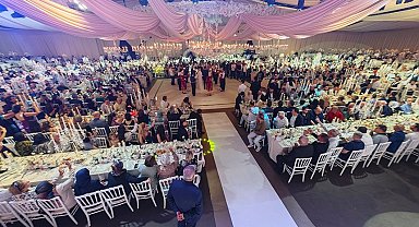 Elazığ'da iş, siyaset ve sanat dünyası bu düğünde bir araya geldi